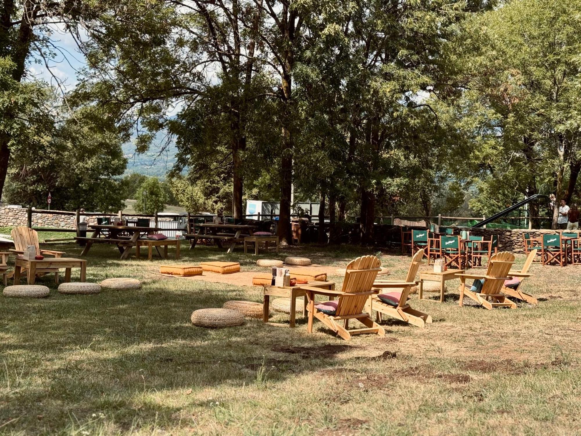 Basecamps Cerdanya Hotel Caixans Екстериор снимка